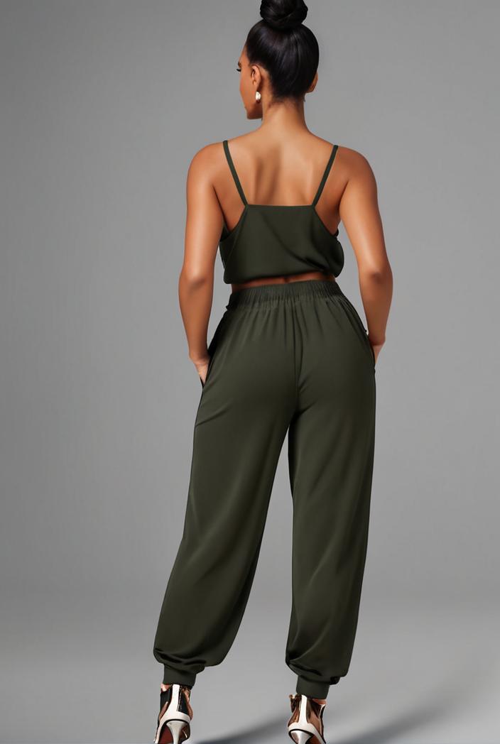 stylish sleeveless jumpsuit with tie waist and flap pockets for women 103138