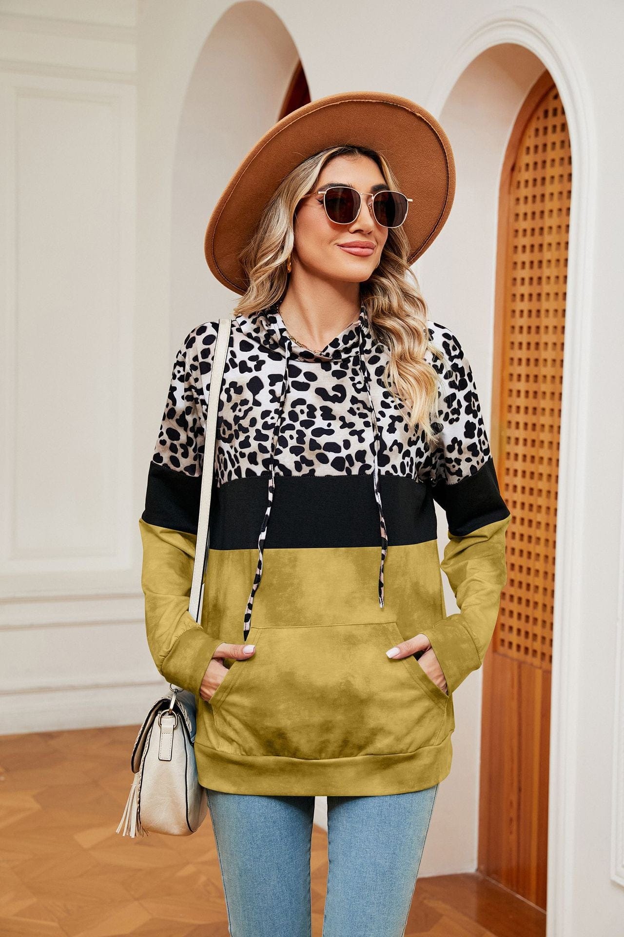 Hooded patchwork printed long-sleeved loose sweatshirt