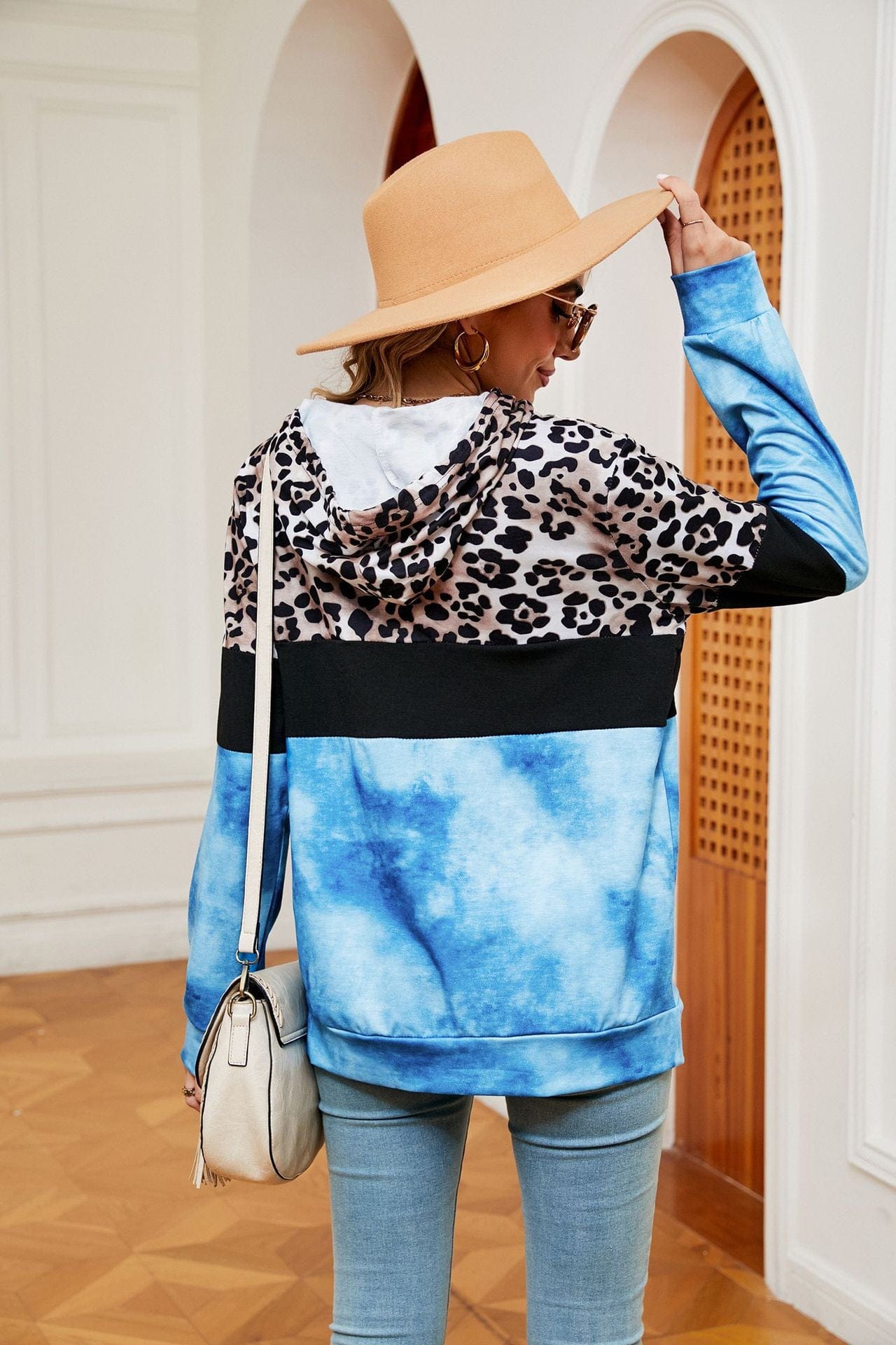 Hooded patchwork printed long-sleeved loose sweatshirt