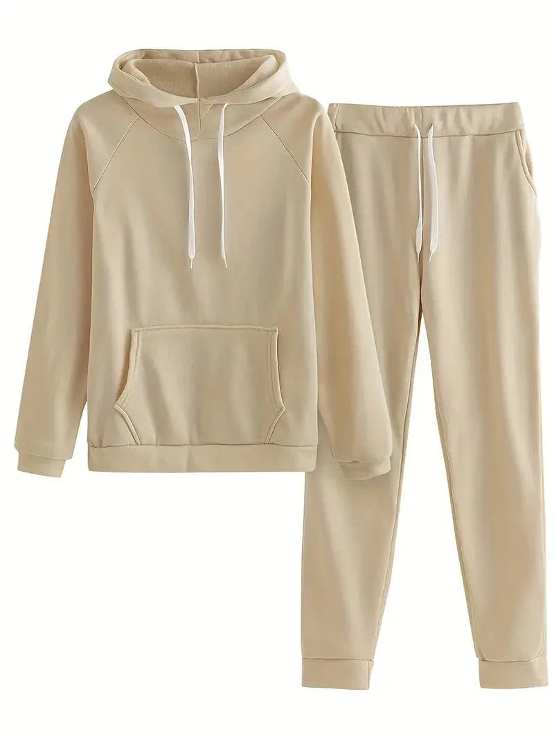 Stylish Coordinated Outfit with Hoodie and Drawstring Pants for Women