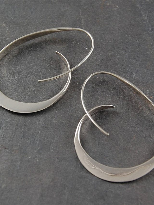 Chic & Modern Geometric Street Earrings in Gold or Silver for Women