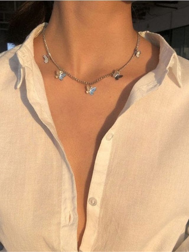 Butterfly Charm Gold Necklace for Women's Outdoor Fashion