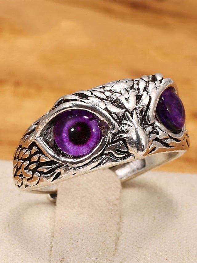 Chic & Modern Street Animal Ring for Women with Vibrant Blue-Green Color