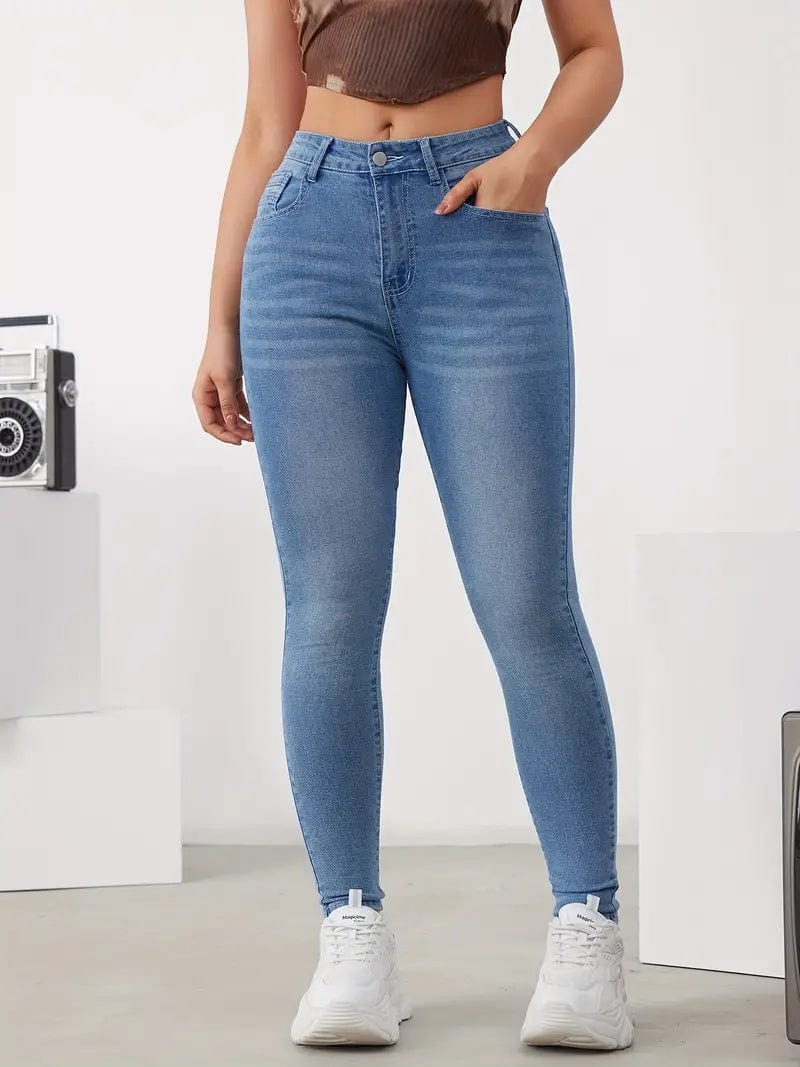Form-Fitting Slender Skinny Jeans with Stretchy Slant Pockets, Women's Denim Jeans & Apparel