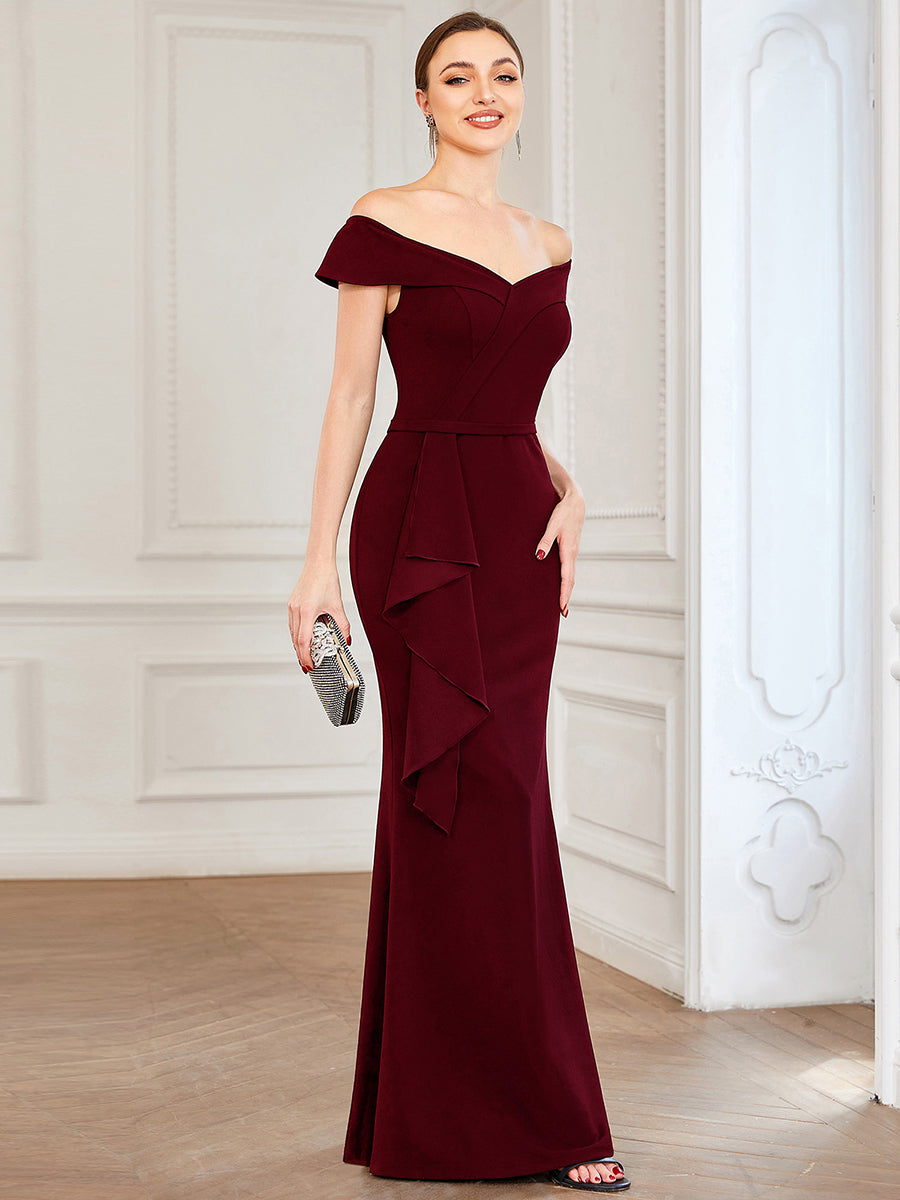 Elegant Strapless Evening Gown with Off-Shoulder Style and A-Line Floor Length Silhouette