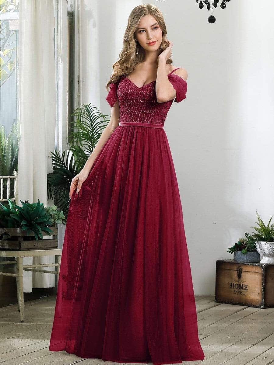 A-Line Tulle Bridesmaid Dress with Sweetheart Neckline and Ruffle Sleeves