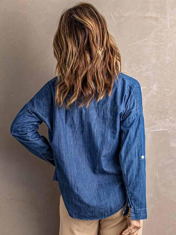 Casual Denim Jacket with Double Pockets and Frayed Edges