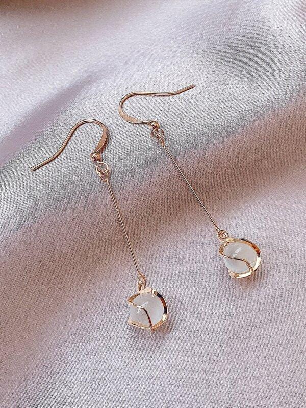 Elegant Cat Eye Stone Earrings for Stylish Women