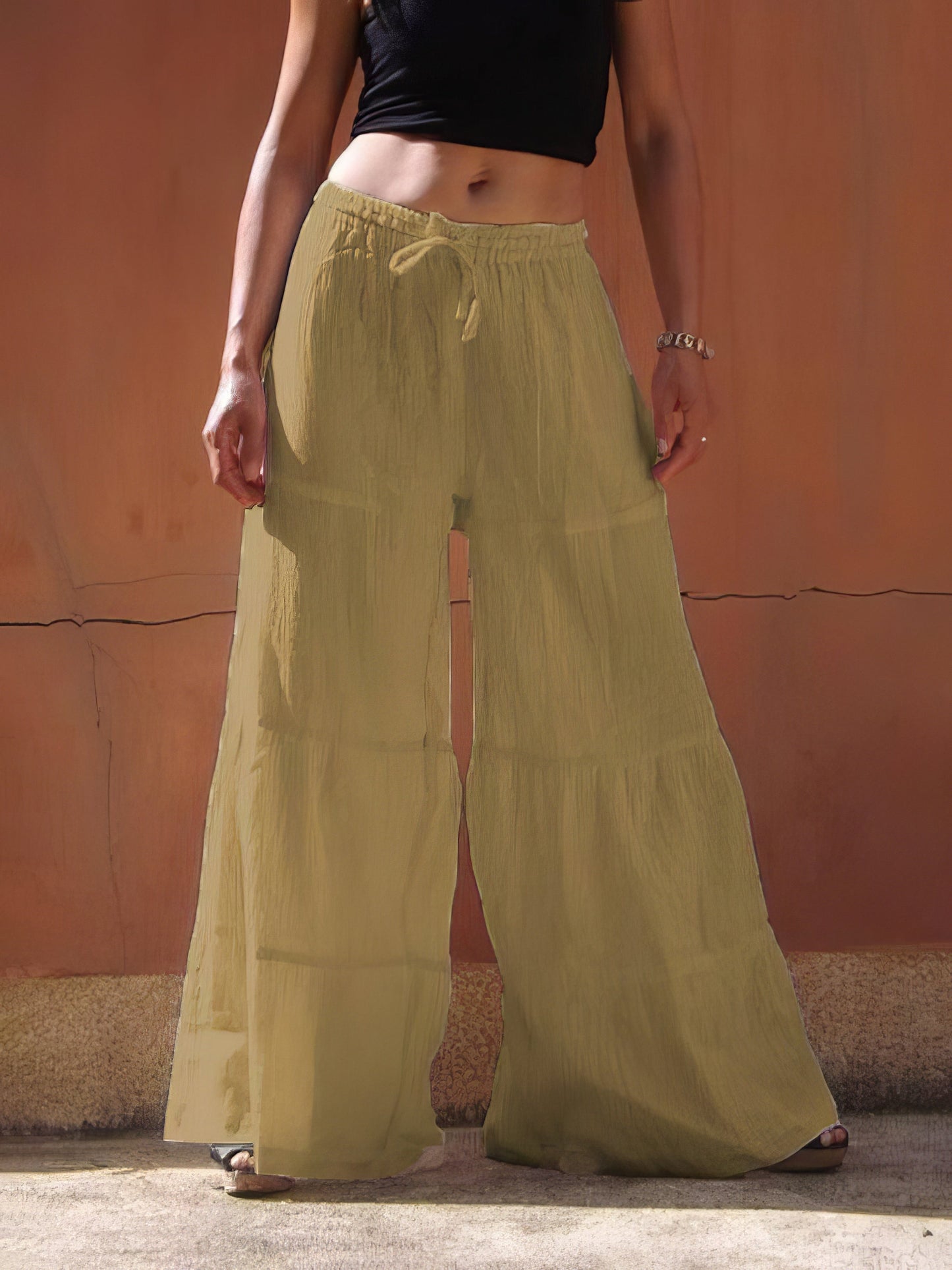 Wide Leg Pants in Plus Size with Elastic Waist and Loose Fit