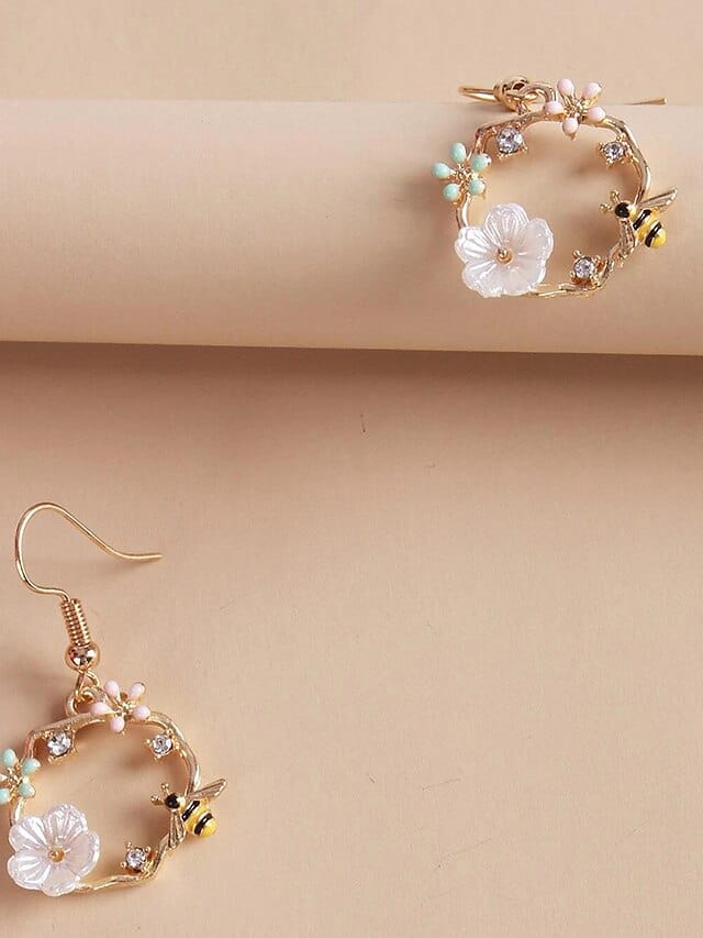 Women's Classic Petal Drop Earrings for Elegant Style and Charm