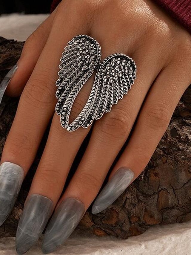 Adjustable Winged Alloy Ring for Women's Holiday Prom Look