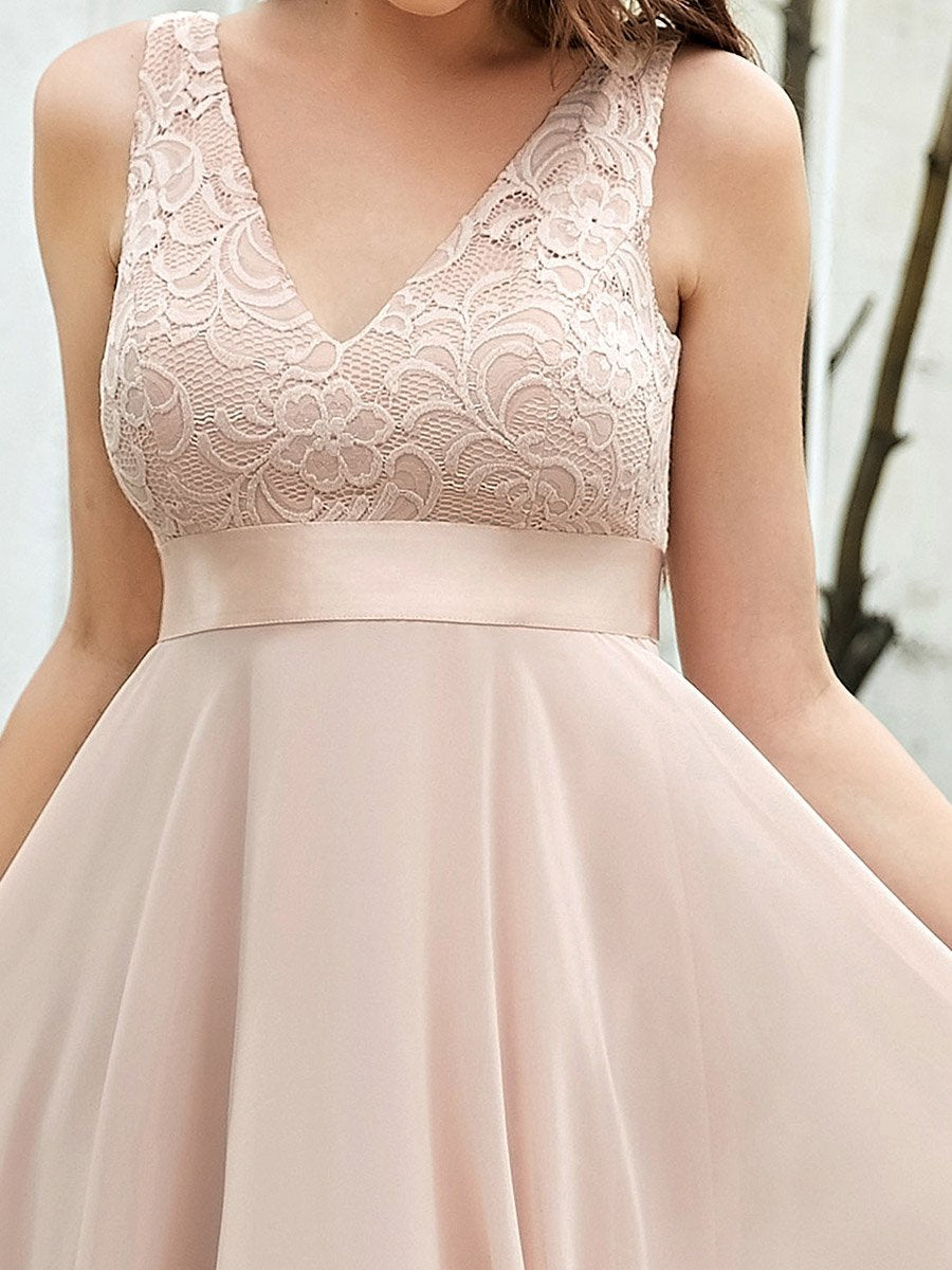 Elegant V-Neck Lace Chiffon A-Line Homecoming Prom Dress for Women