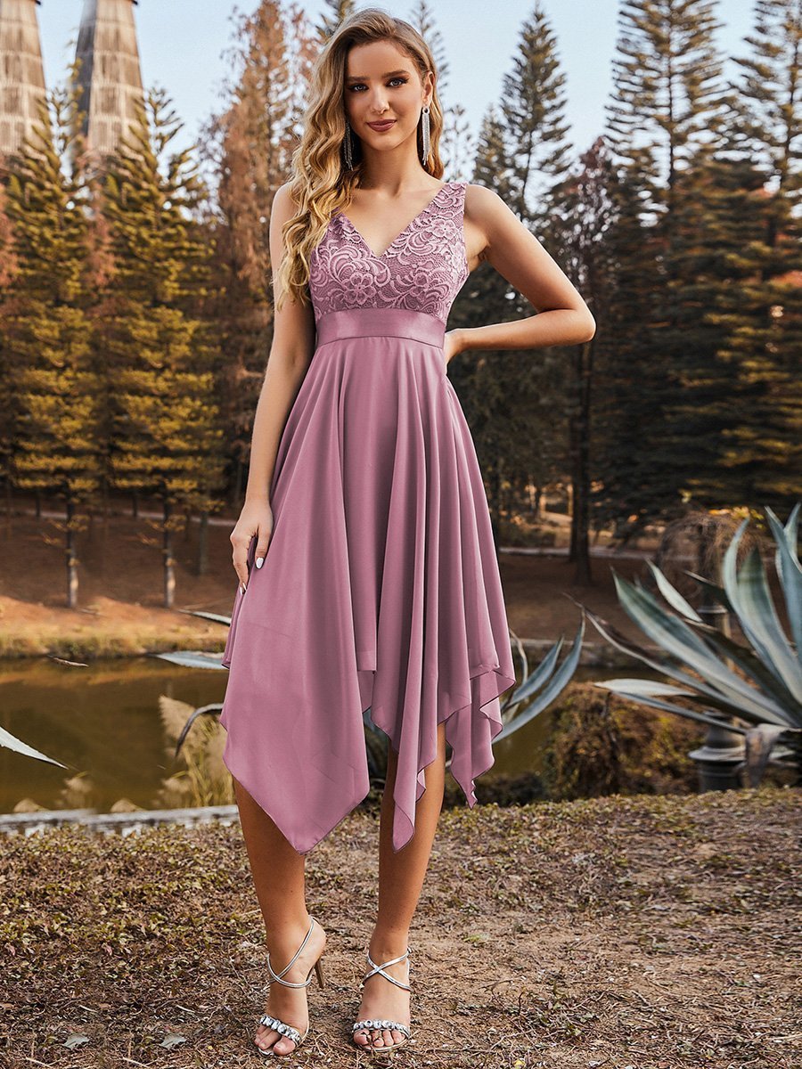 Elegant V-Neck Lace Chiffon A-Line Homecoming Prom Dress for Women